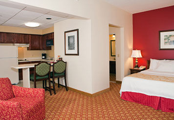 By Marriott Downtown Hotel